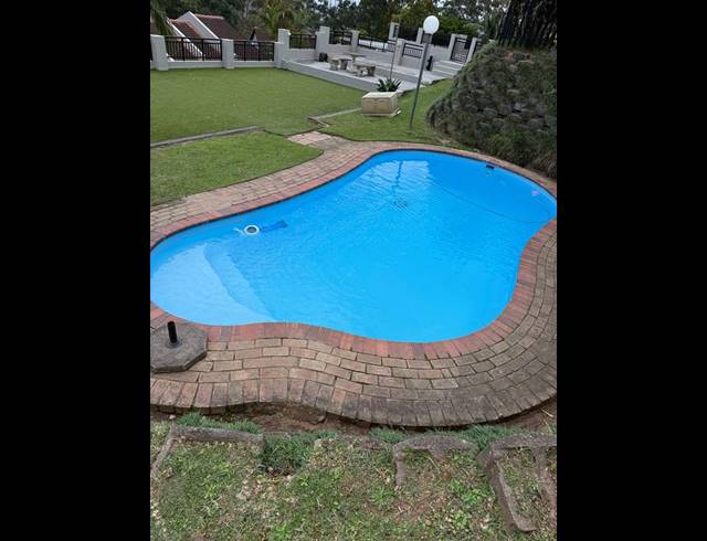3 BEDROOM SIMPLEX FOR SALE IN COWIES HILL